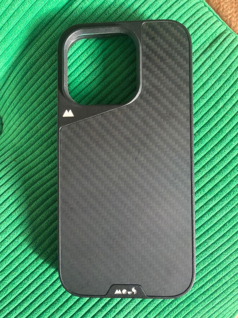 Mous iPhone 15 Pro Case – Black (Excellent Condition)