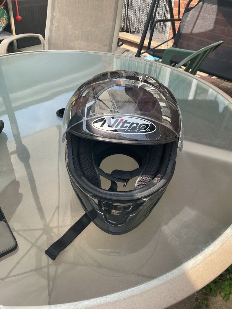 Crash helmet 
