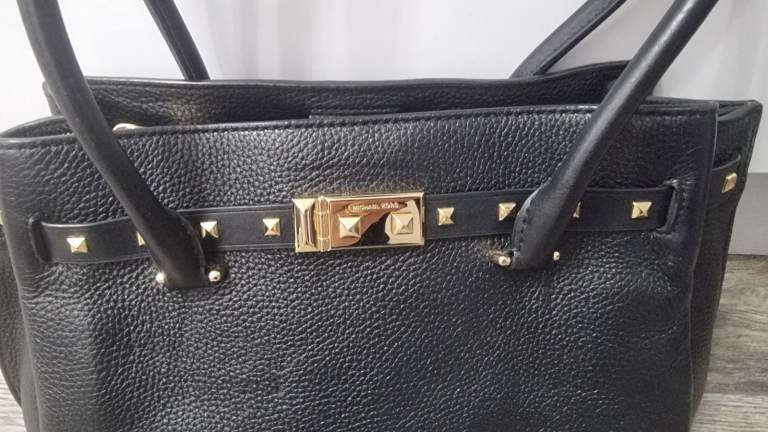 MICHAEL KORS GENUINE LEATHER BAG 