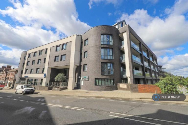 2 bedroom flat in Waterways House, West Drayton, UB7 (2 bed) (#1114541)