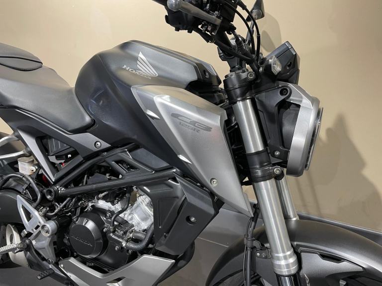Honda CB125R NEO CBF125 in Dark Grey