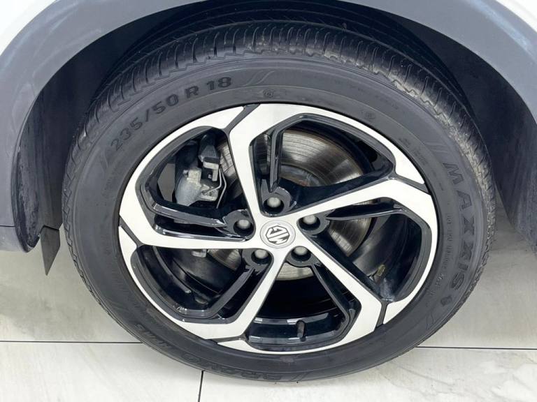 2024 MG MG HS 1.5 T-GDI 16.6kWh Trophy SUV 5dr Petrol Plug-in Hybrid Auto Euro 6 (s/s) (2 ESTATE ...