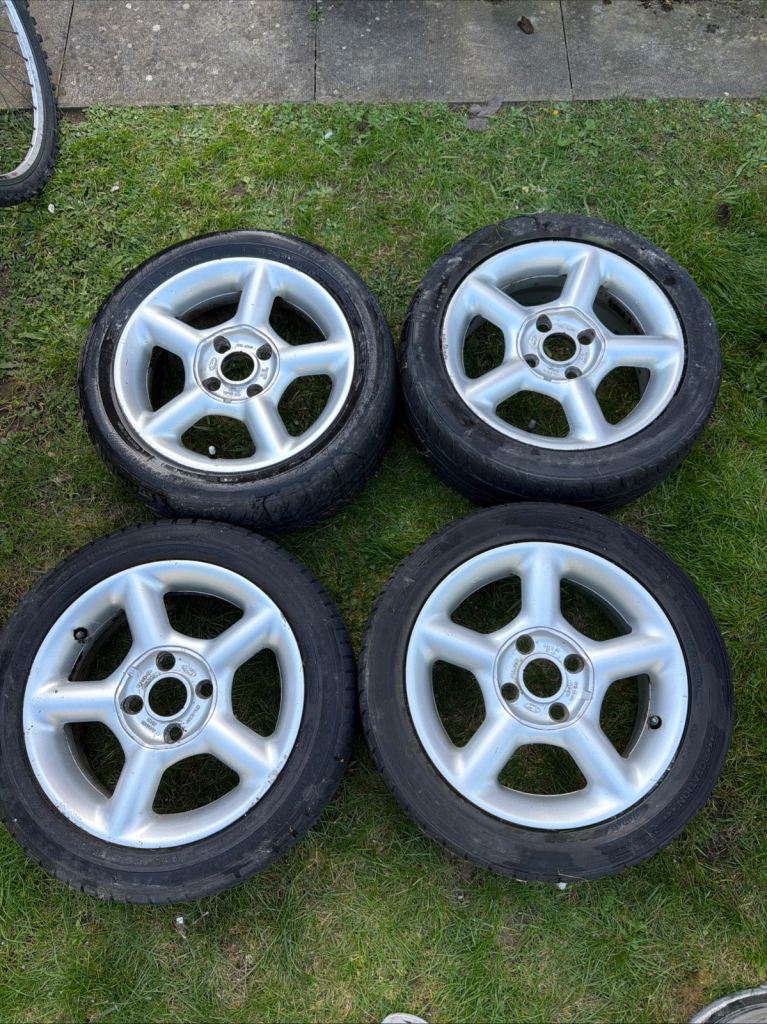 Escort Wheels 