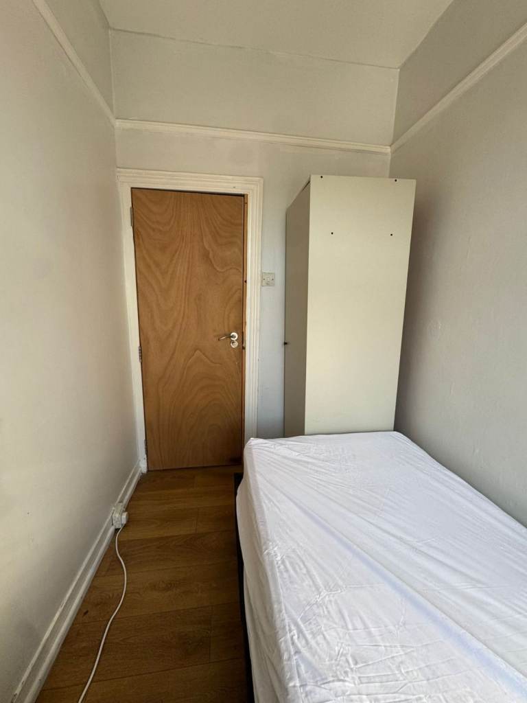 Double Room In East Ham