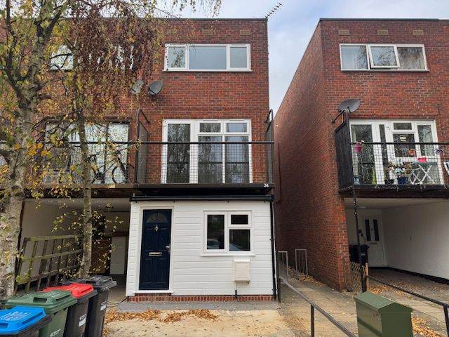 Stunning En-Suite Rooms in Peartree Bridge | £600 PCM | All Bills Included