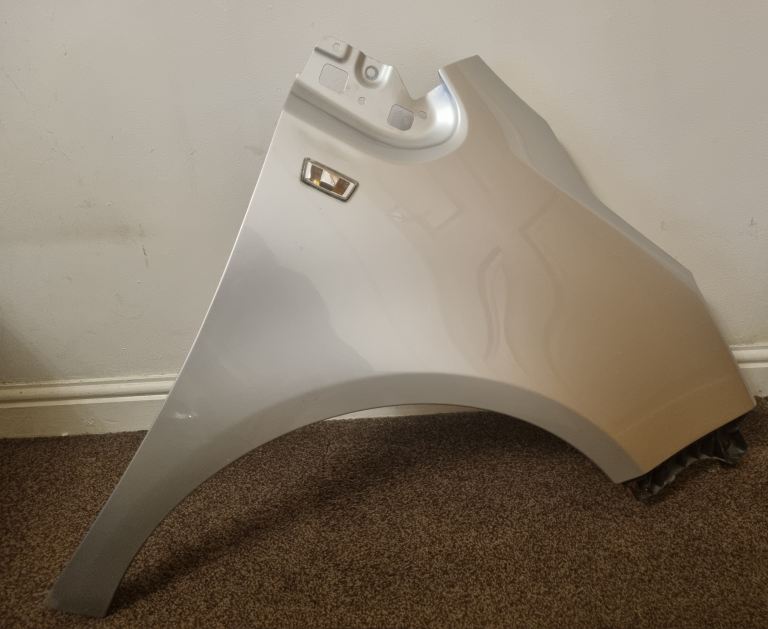 image for Silver Drivers Side Wing 5 Door-Vauxhall Meriva 2010