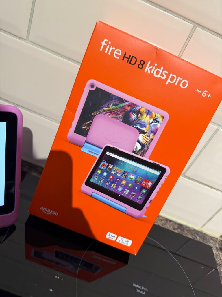 Amazon fire 8 kids tablet 