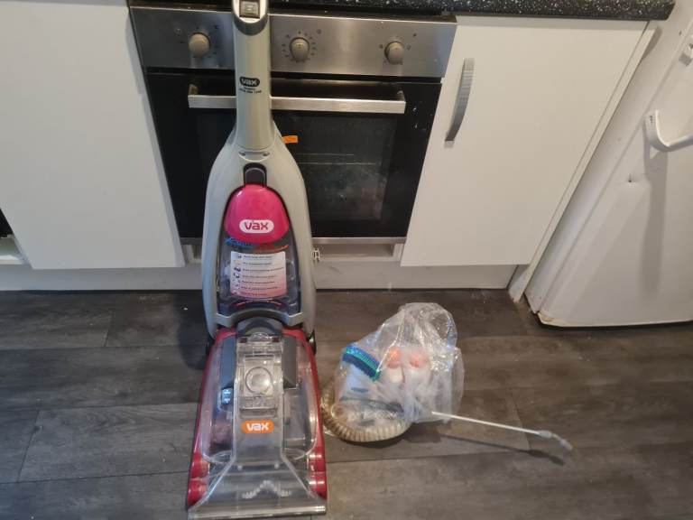 VAX Rapide XL Carpet Cleaner – Excellent Working Condition