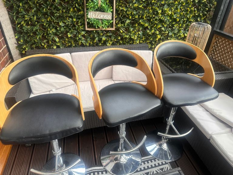 Bar stools 