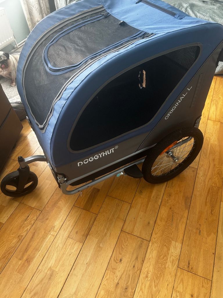 Pet buggy / transporter, bicycle attachment included