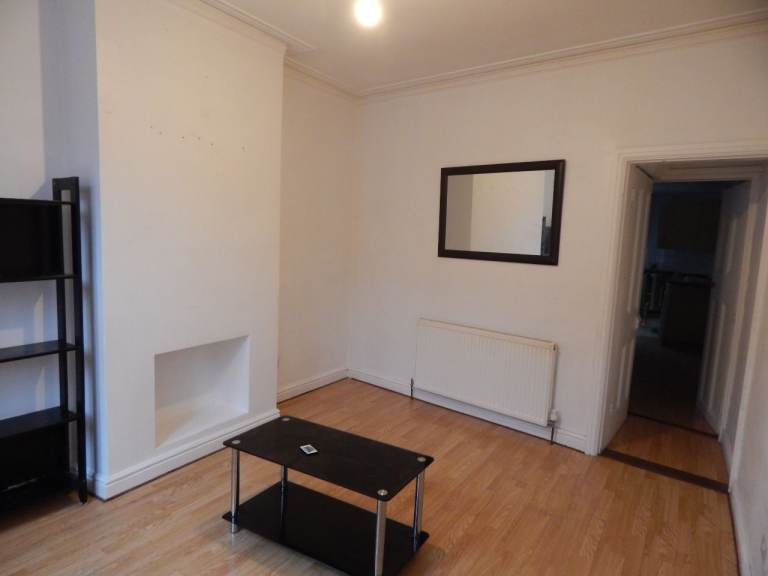 Three Bed rooms in Derby DE1 1PT