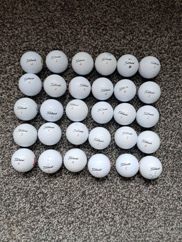 30 TITLEIST TRUE FEEL GOLF BALLS