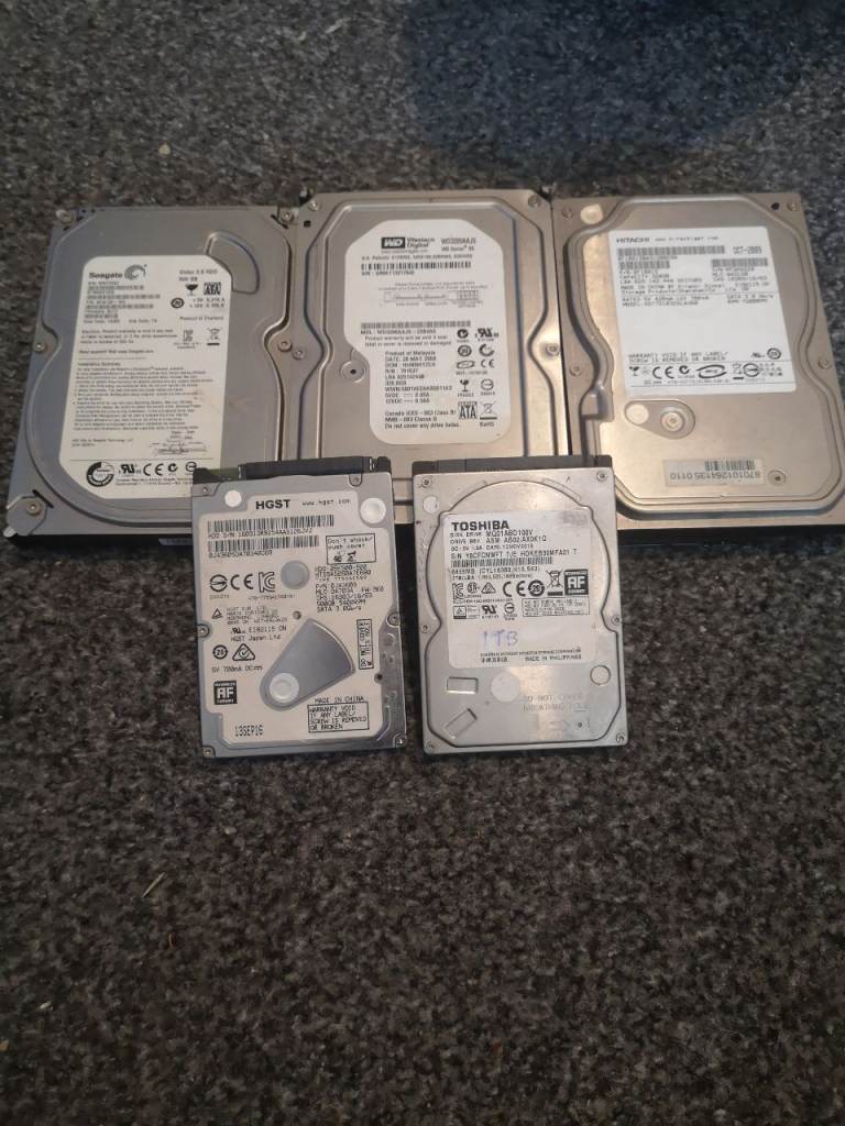 Job lot of desktop & laptop hard drives 