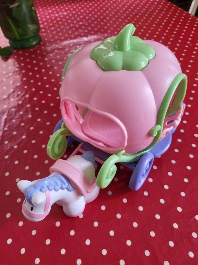 ELC Happyland Carriage and horse