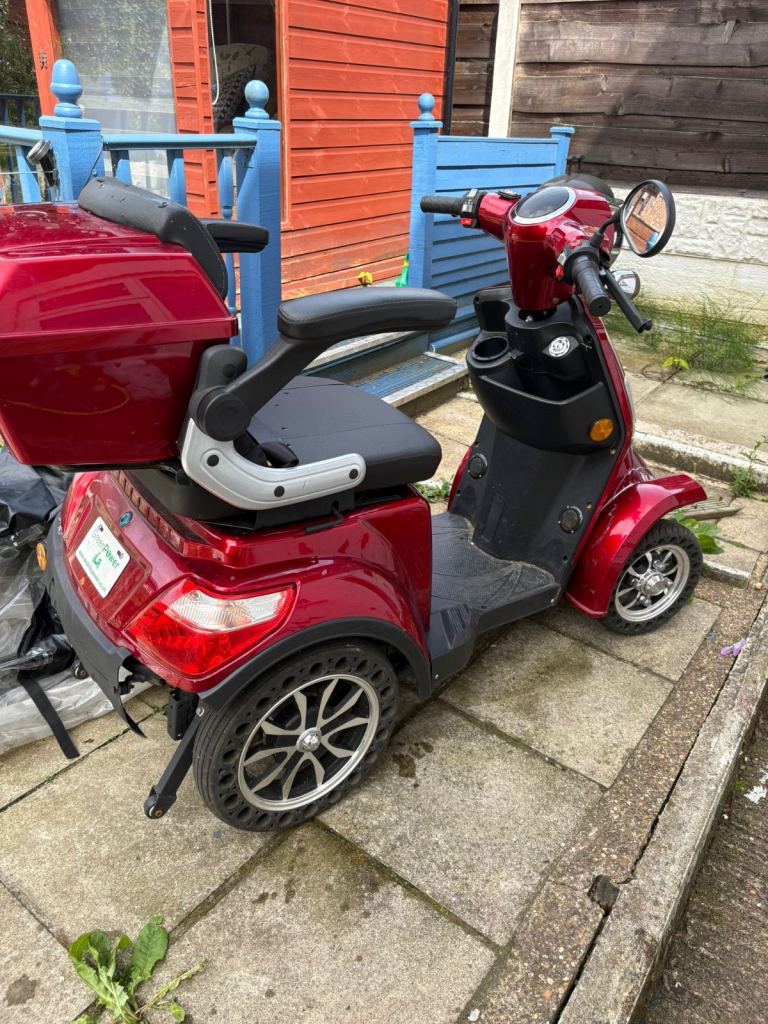 Mobility scooter 