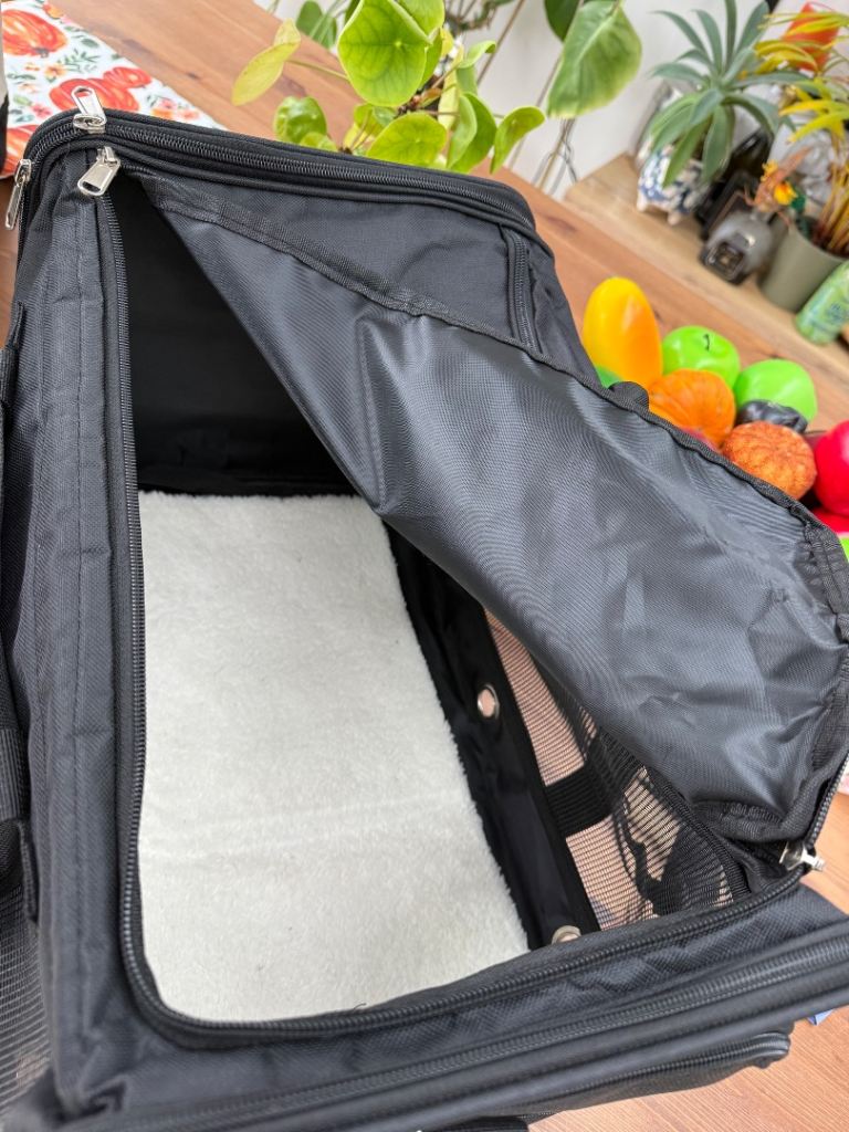 Pet carrier for dog or cat 