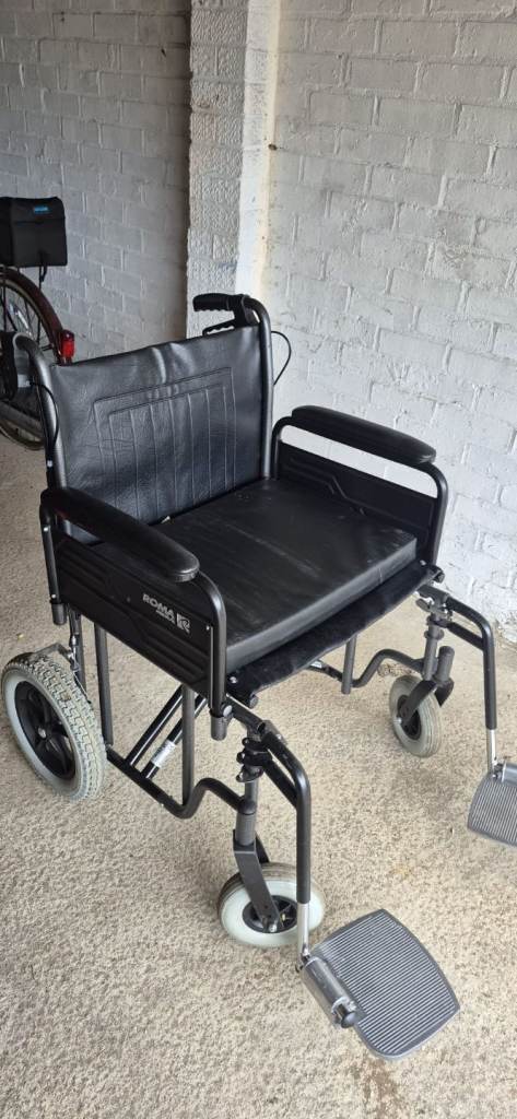 Large wheelchair 
