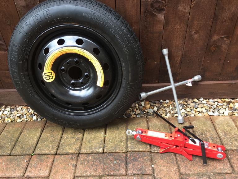 Car space saver wheel 