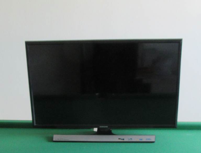 Samsung 28ins LED TV (TE310)