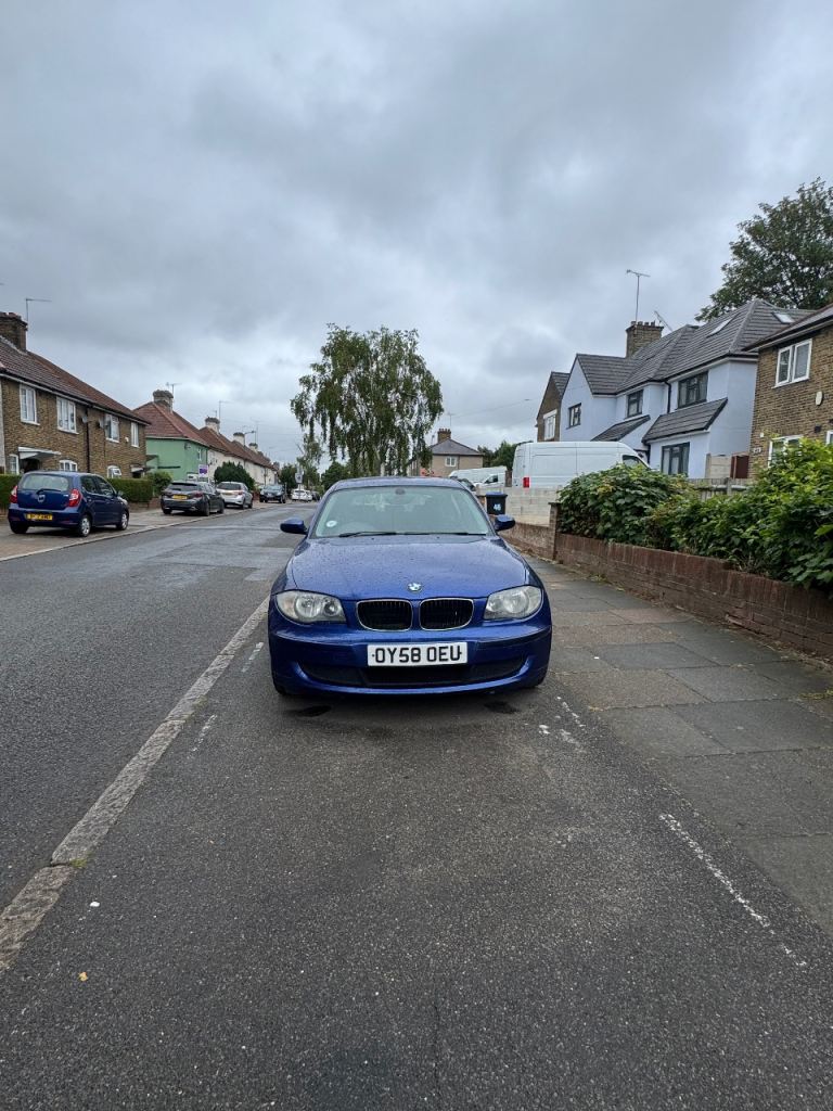 BMW, 1 SERIES, Hatchback, 2008, Manual, 1599 (cc), 5 doors