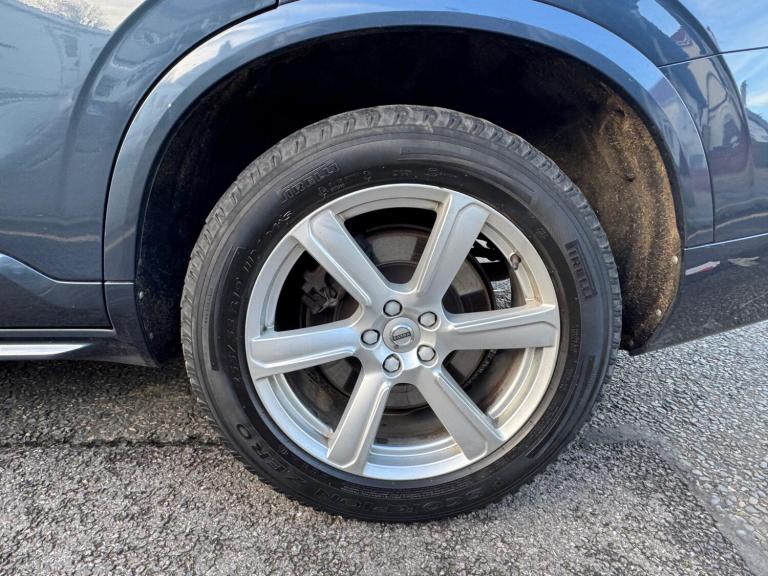 2017 Volvo XC90 2.0 T8 Hybrid Momentum Pro 5dr Geartronic ESTATE PETROL/ELECTRIC Automatic