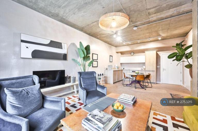 2 bedroom flat in Bard Road, London, W10 (2 bed) (#2753215)