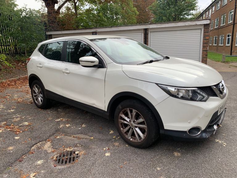 NISSAN QASHQAI 1.2 PETROL AUTOMATIC READ AD PLEASE 