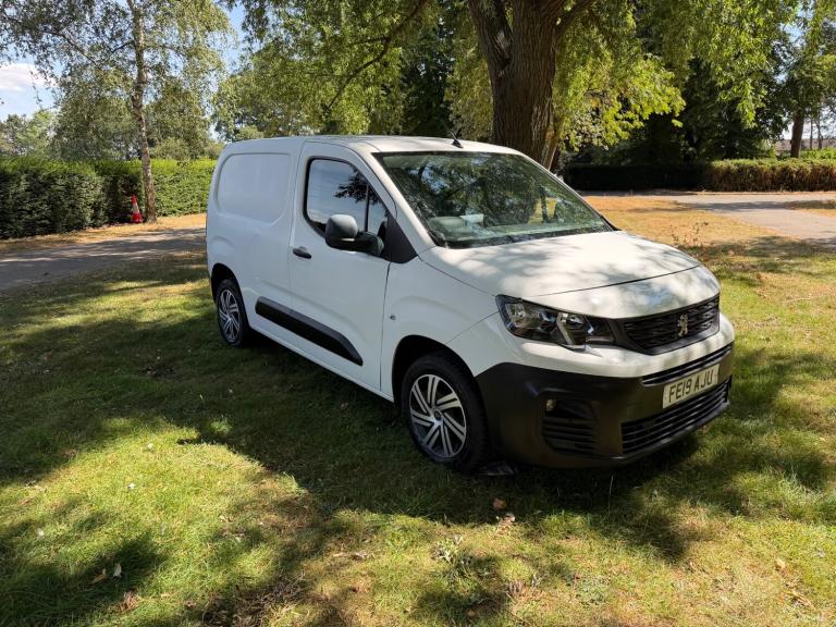 2019 Peugeot Partner 1000 1.6 BlueHDi 100 Professional Van PANEL VAN Diesel Manual