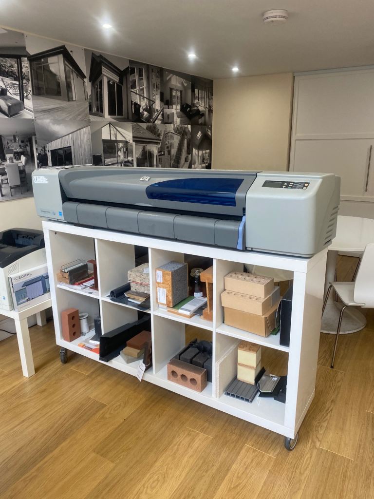 HP Designjet 500 plus A0 colour printer .