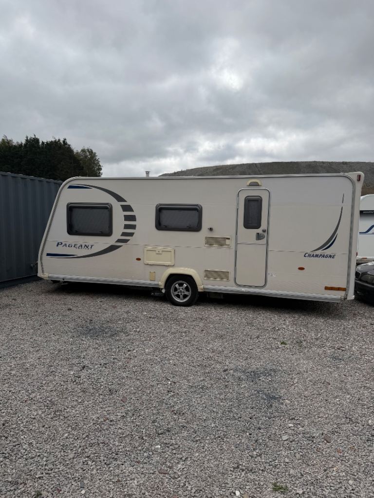 Caravan for sale 