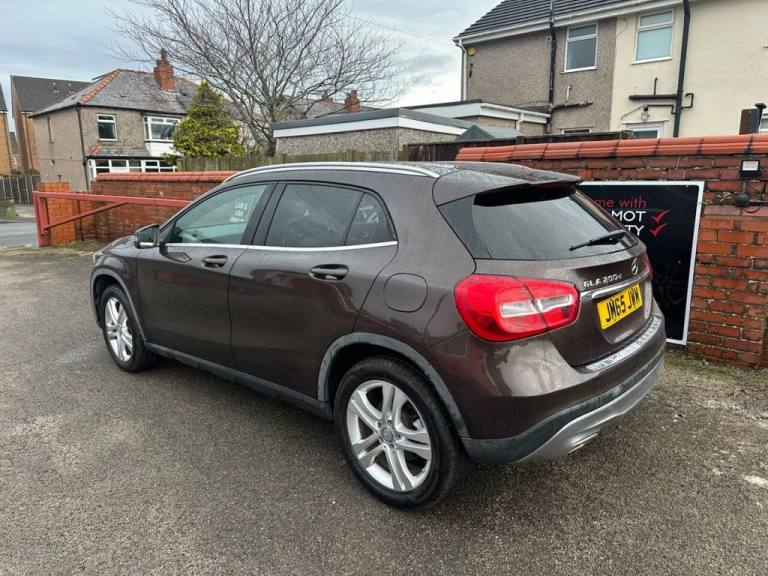 2015 Mercedes-Benz GLA GLA 200d Sport 5dr Auto ESTATE DIESEL Automatic