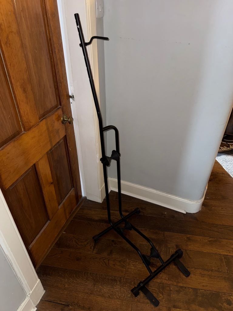 [SOLD] Upright Bike Storage Stand