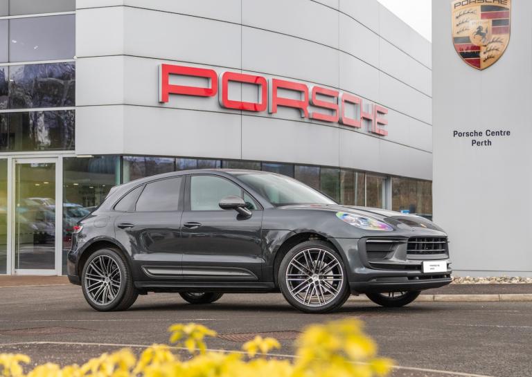 2024 Porsche Macan 2.0T T SUV 5dr Petrol PDK 4WD Euro 6 (s/s) (265 ps) Petrol