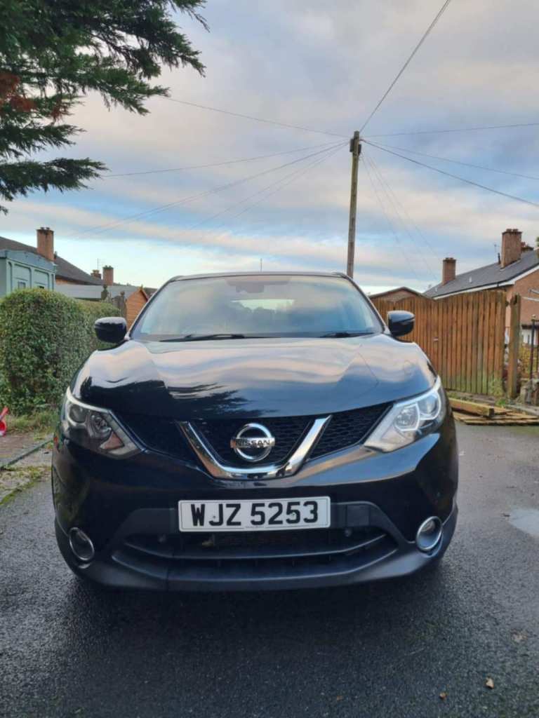 Nissan, QASHQAI, Hatchback, 2014, Manual, 1197 (cc), 5 doors
