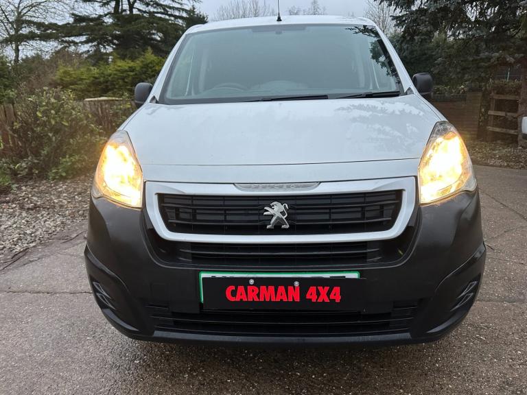 2017 Peugeot Partner 850 SE 1.6 BlueHDi 100 Van [non Start Stop] PANEL VAN Diesel Manual