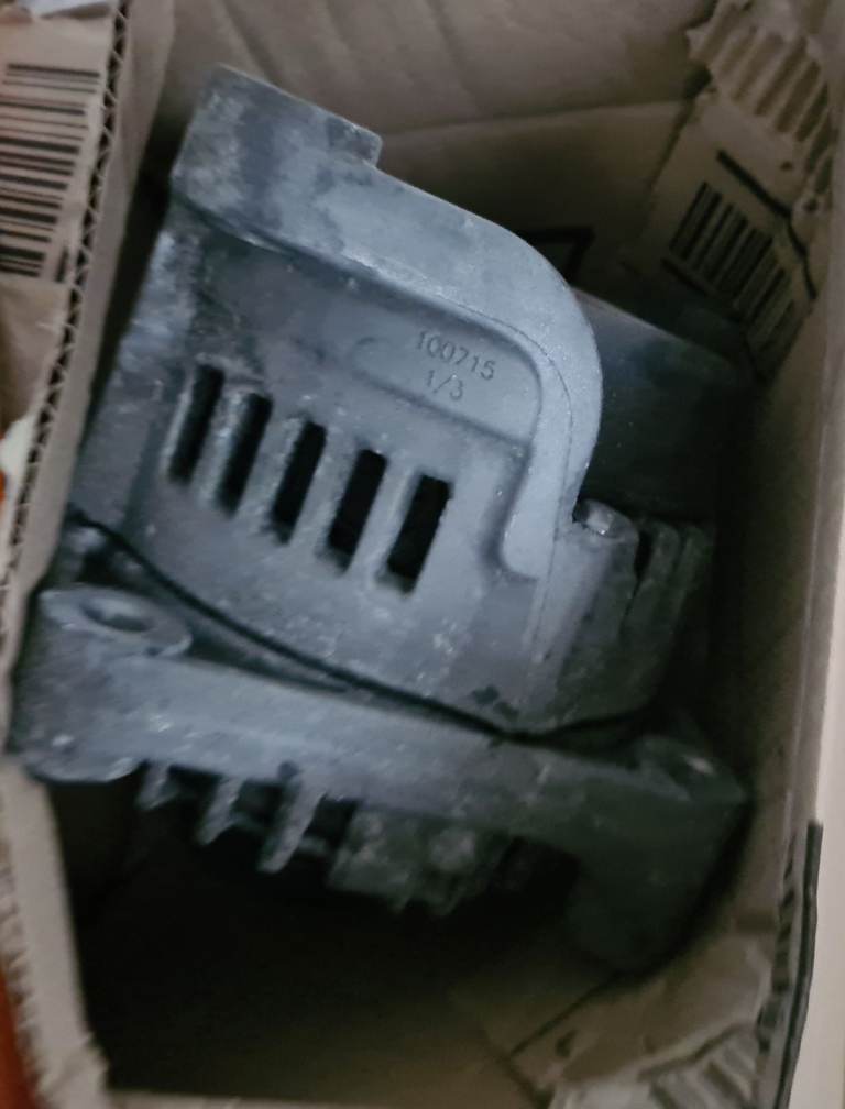 Bmw 116d Alternator Valeo 180 14v