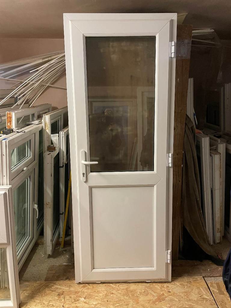 UPVC DOOR 204 x 78 cm - BEAUTIFUL UPVC DOUBLE GLAZED DOOR - OBSCURE GLASS **OPENS OUT** (REF: DX245)
