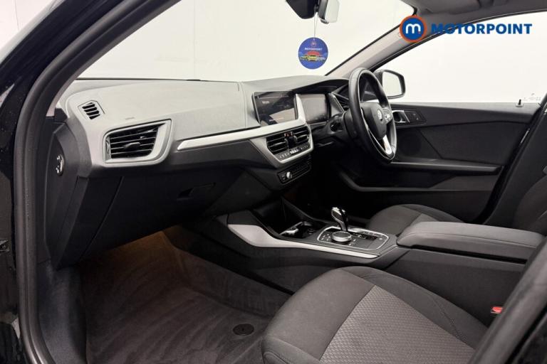 2024 BMW 1 Series 118i [136] SE 5dr Step Auto [Live Cockpit Pro] Hatchback Petrol Automatic