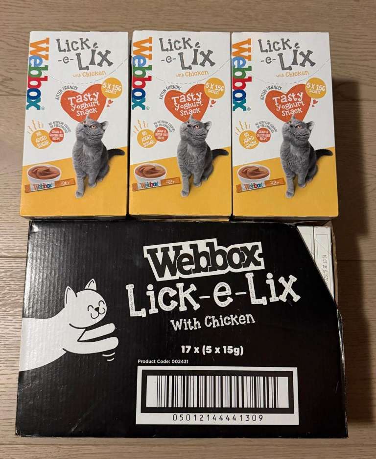 42 x Webbox Lick-e-Lix Tasty Yoghurt Snack with Chicken
