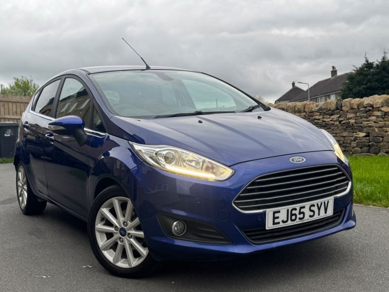 Ford, FIESTA, Hatchback, 2015, Manual, 1498 (cc), 5 doors