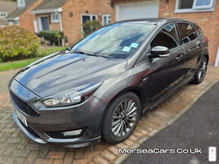 2018 Ford Focus 1.0 EcoBoost 140 ST-Line Navigation 5dr HATCHBACK PETROL Manual