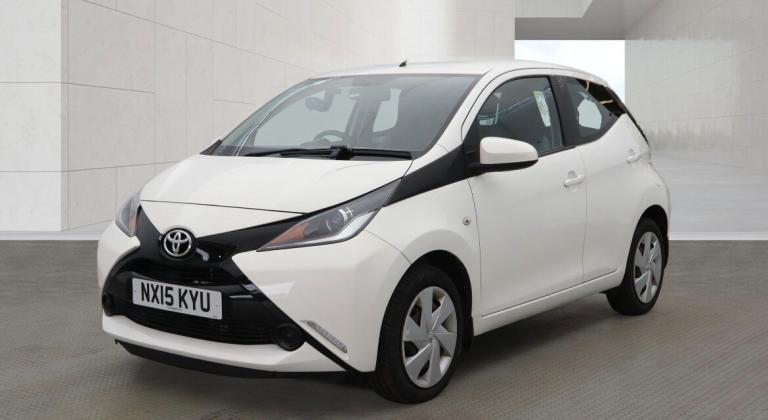 2015 Toyota AYGO 1.0 VVT-i X-Play 5dr x-shift HATCHBACK Petrol Manual