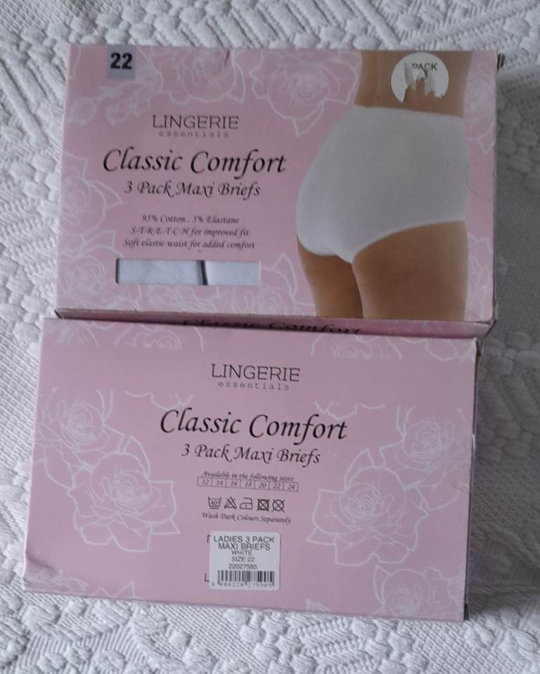 white size 22 maxi briefs 2 x packs of 3