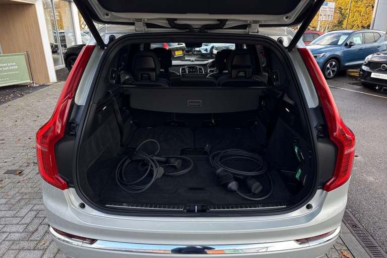 2022 Volvo XC90 2.0h T8 Recharge 18.8kWh Inscription Pro SUV 5dr Petrol Plug-in Hybrid Auto ESTAT...