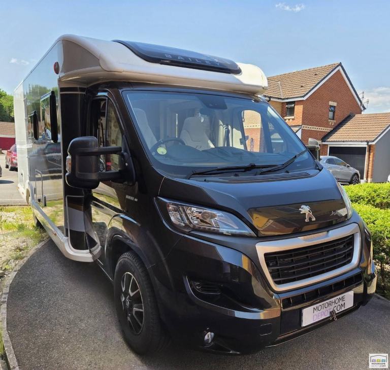 2020(70) BAILEY AUTOGRAPH 74-4  4-BERTH - 4-BELT - 1 OWNER - LOW MILES