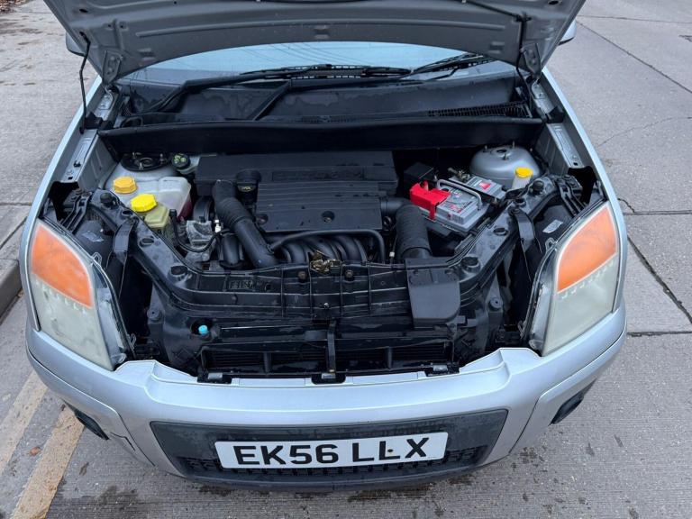 2006 Ford Fusion 1.6 Plus Hatchback 5dr Petrol Automatic (181 g/km, 99 bhp) HATCHBACK Petrol Auto...