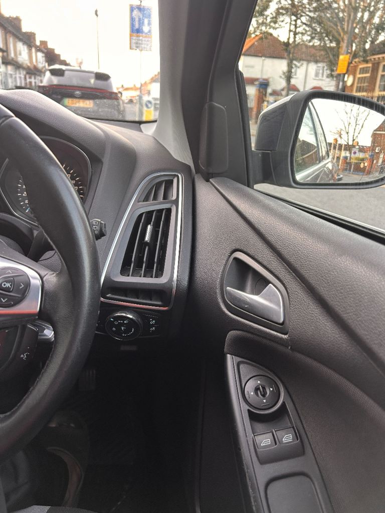 Ford, FOCUS, Estate, 2012, Manual, 998 (cc), 5 doors
