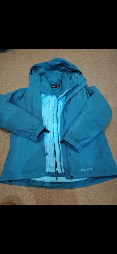 Marmot women ski jackets size M
