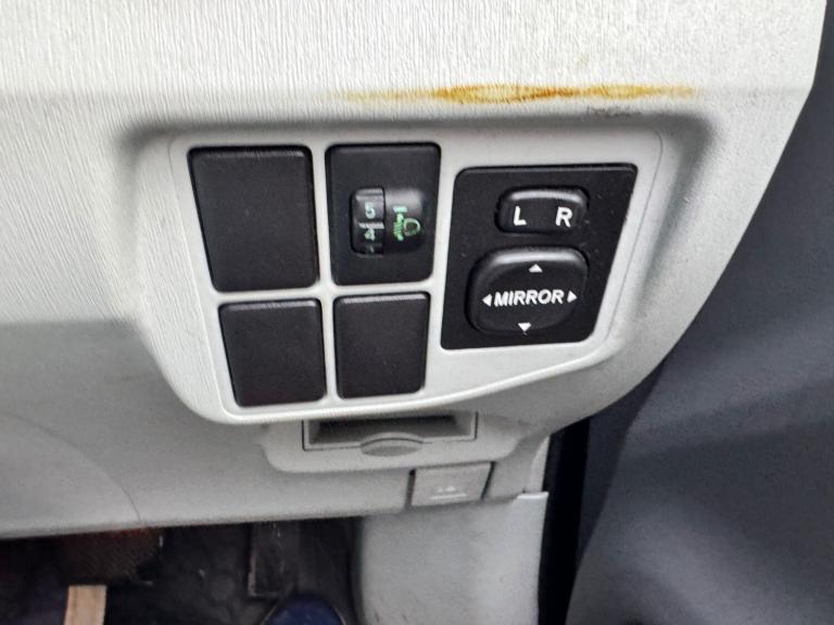 2009 Toyota Prius 1.8 VVTi T Spirit 5dr CVT Auto HATCHBACK Petrol/Electric Hybrid Automatic