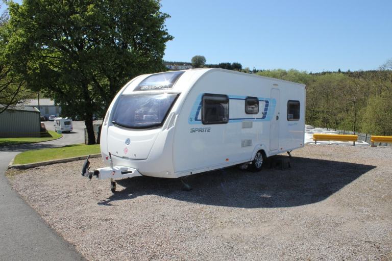 2013 Swift Sprite Major 6TD Family Sized 6 Berth Caravan With Fixed Rear Bunks